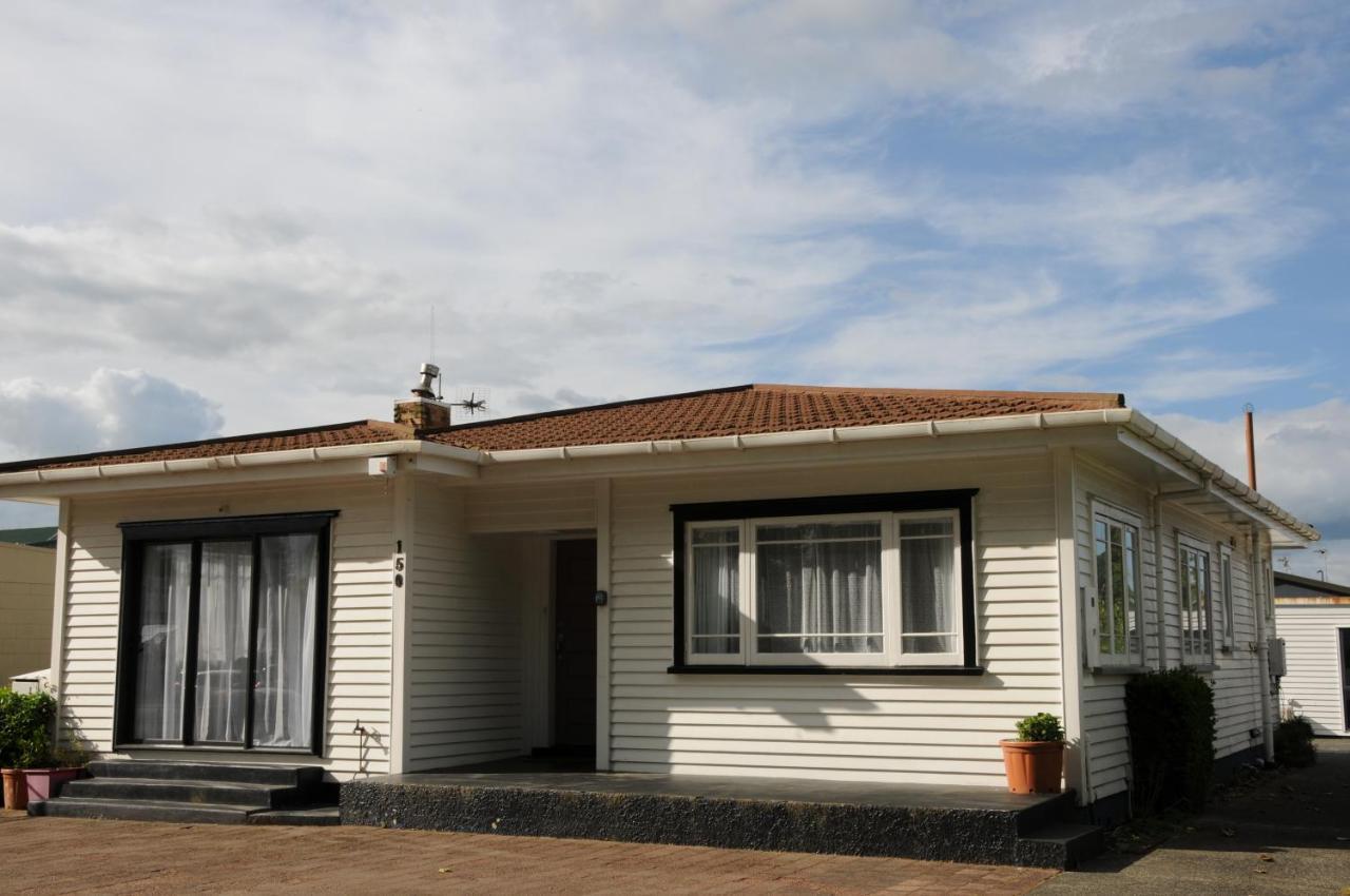 Nights On Broadway - The House Hotel Matamata Exterior photo
